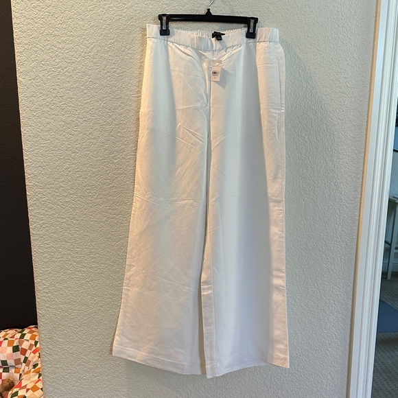 Ann Taylor Other - Ann Taylor White Wide-Leg Chino Pants